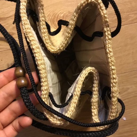 Vintage Straw Bag - Picture 2 of 2